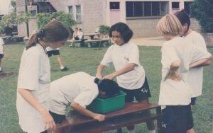 Recordamos una de las actividades que se realizaron en 1998 para la diversión de nuestros alumnos.